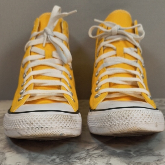 Converse All Star Yellow High-Top Sneakers , Women's 11.5 , Mens 9.5 - Picture 2 of 10